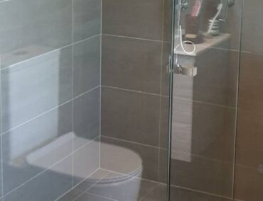 frameless showerscreens - Haines Glass and Glazing