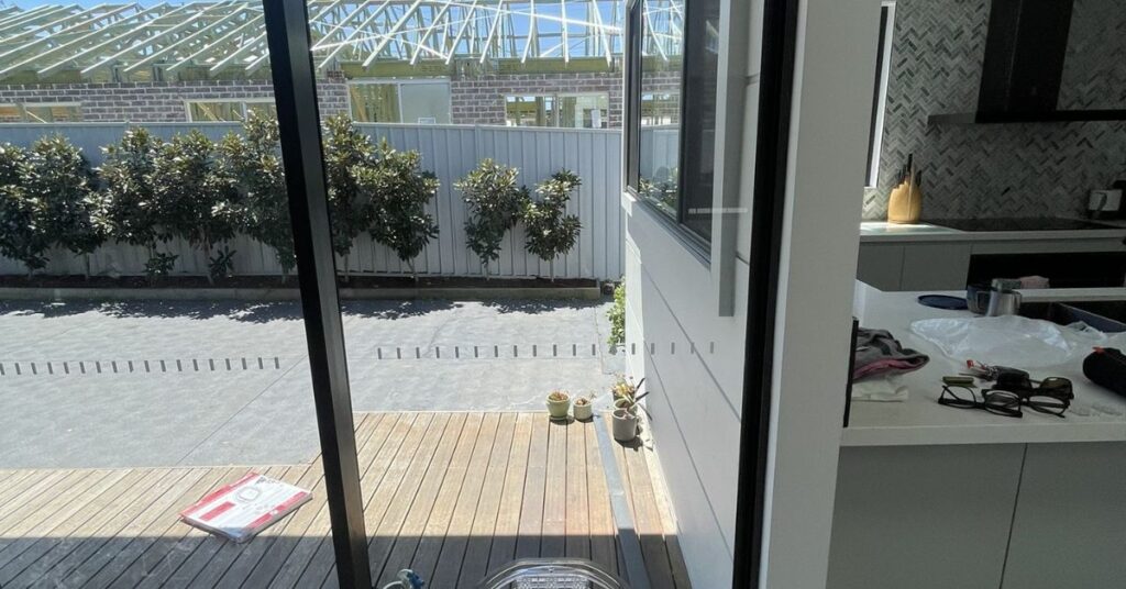 glass splashback project - Haines Glass and Glazing